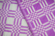 Одеяло байковое детское Клетка сложная фиолетовое (140 x 100 см)